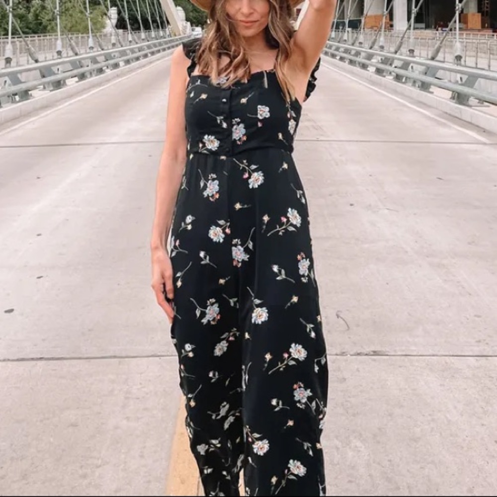 LINE & DOT DARCEY Floral JUMPSUIT Large black